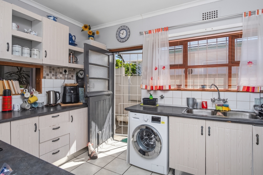 3 Bedroom Property for Sale in Plumstead Western Cape